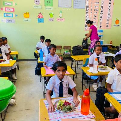 සමබල ආහාර වේලක් ලබා දීමේ වැඩසටහන - 2023