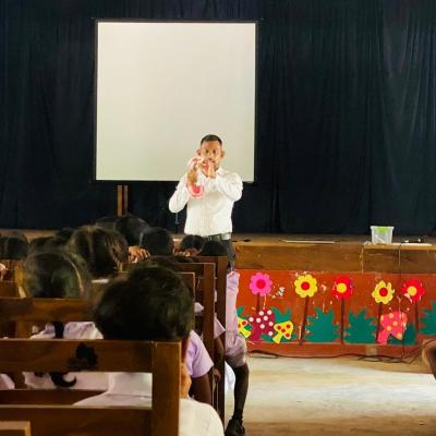 මුඛ සෞඛ්‍ය පිළිබඳ දැනුවත් කිරීමේ වැඩසටහන