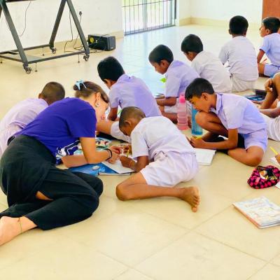 English Program Day 5 - 2024