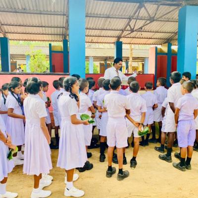 හය ශ්‍රේණියට සිසුන් ඇතුලත් කර ගැනීම